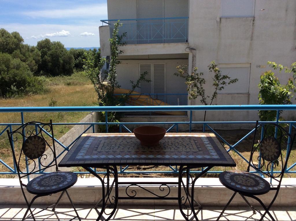 Villa Red House à Gerakini Chambre photo